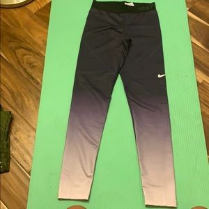 Women’s nike small hyper warm leggings
